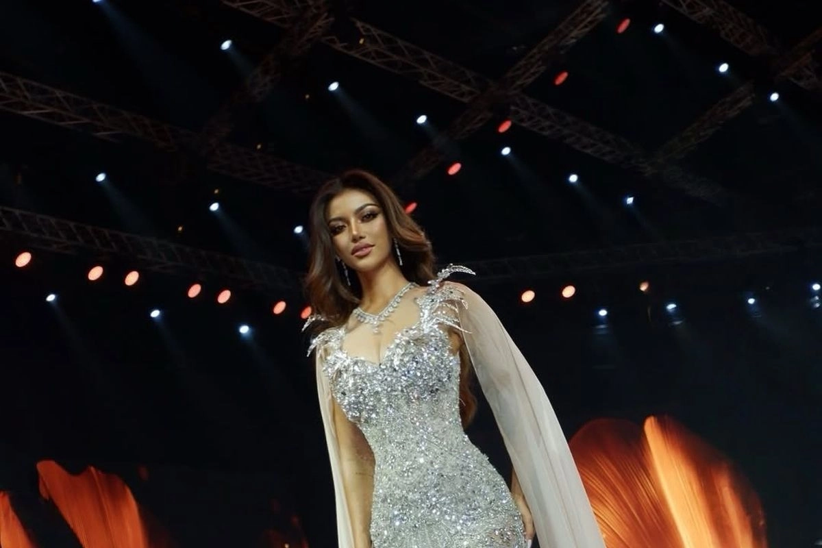 Delegasi Indonesia Sanly Liu Raih Best Skin Award di Miss Universe 2025