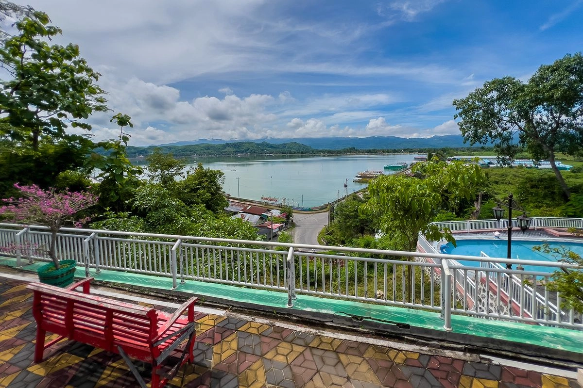 Indahnya Danau Rawa Jombor dari Ketinggian di Bukit Sidoguro, Klaten