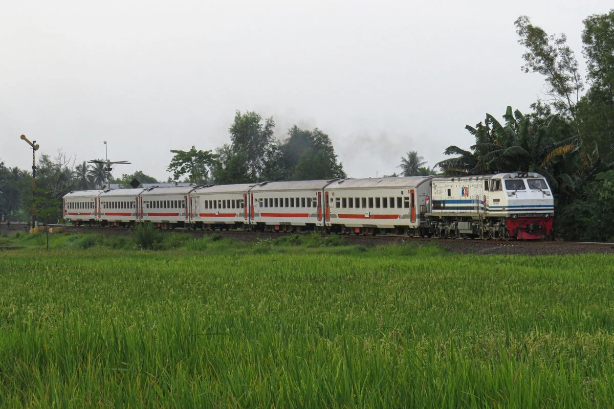 Pemerintah Gelontorkan Diskon Tiket Transportasi Jelang Nataru, Sasar Jutaan Penumpang