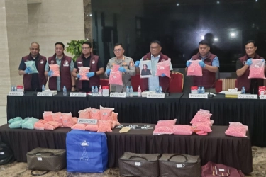 Tersangka MR Kurir Ratusan Ribu Ekstasi Pakai Sabu Sebelum Kecelakaan di Tol Lampung