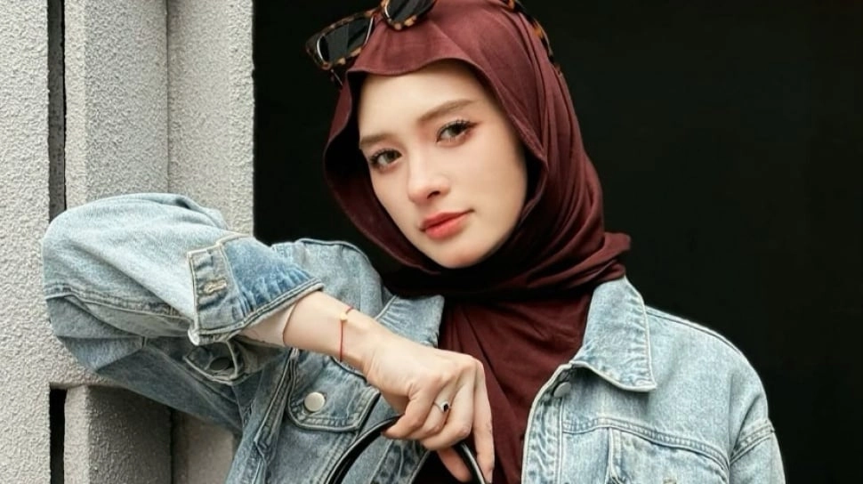 Bedanya Pasal Perzinahan yang Menyeret Inara Rusli vs Pasal Kumpul Kebo