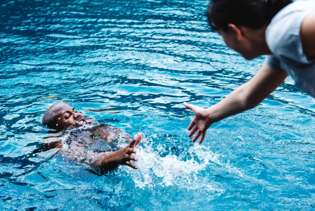 5 Cara Memberikan Pertolongan Pertama pada Orang Tenggelam agar Korban Terhindar dari Akibat Fatal