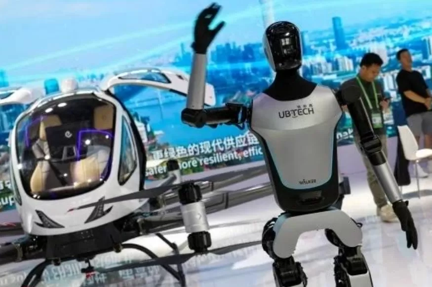 Tiongkok Kerahkan Robot Humanoid Mandiri untuk Patroli dan Layanan Publik di Perbatasan Vietnam
