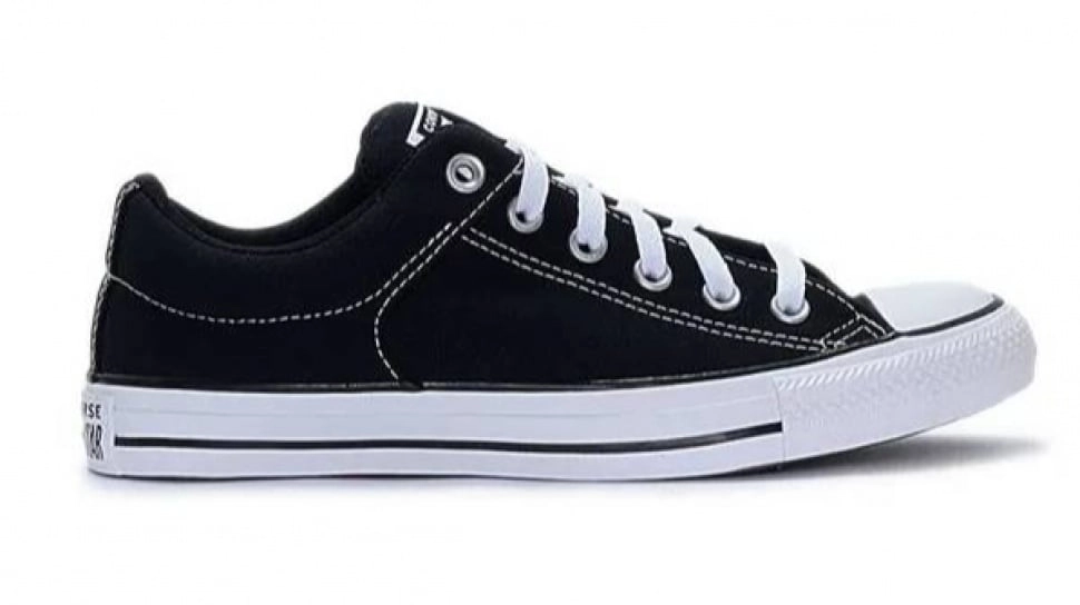 7 Sepatu Converse yang Lagi Diskon Besar di Sport Station, Ada yang Turun Harga hingga 50%