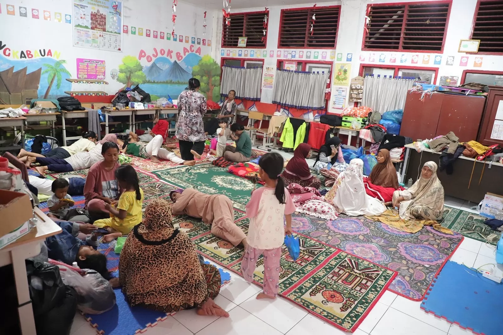 Selamatkan Warga Terdampak Longsor di Sumbar, 3 Prajurit TNI AD Jadi Korban, 1 Gugur dan 2 Hilang