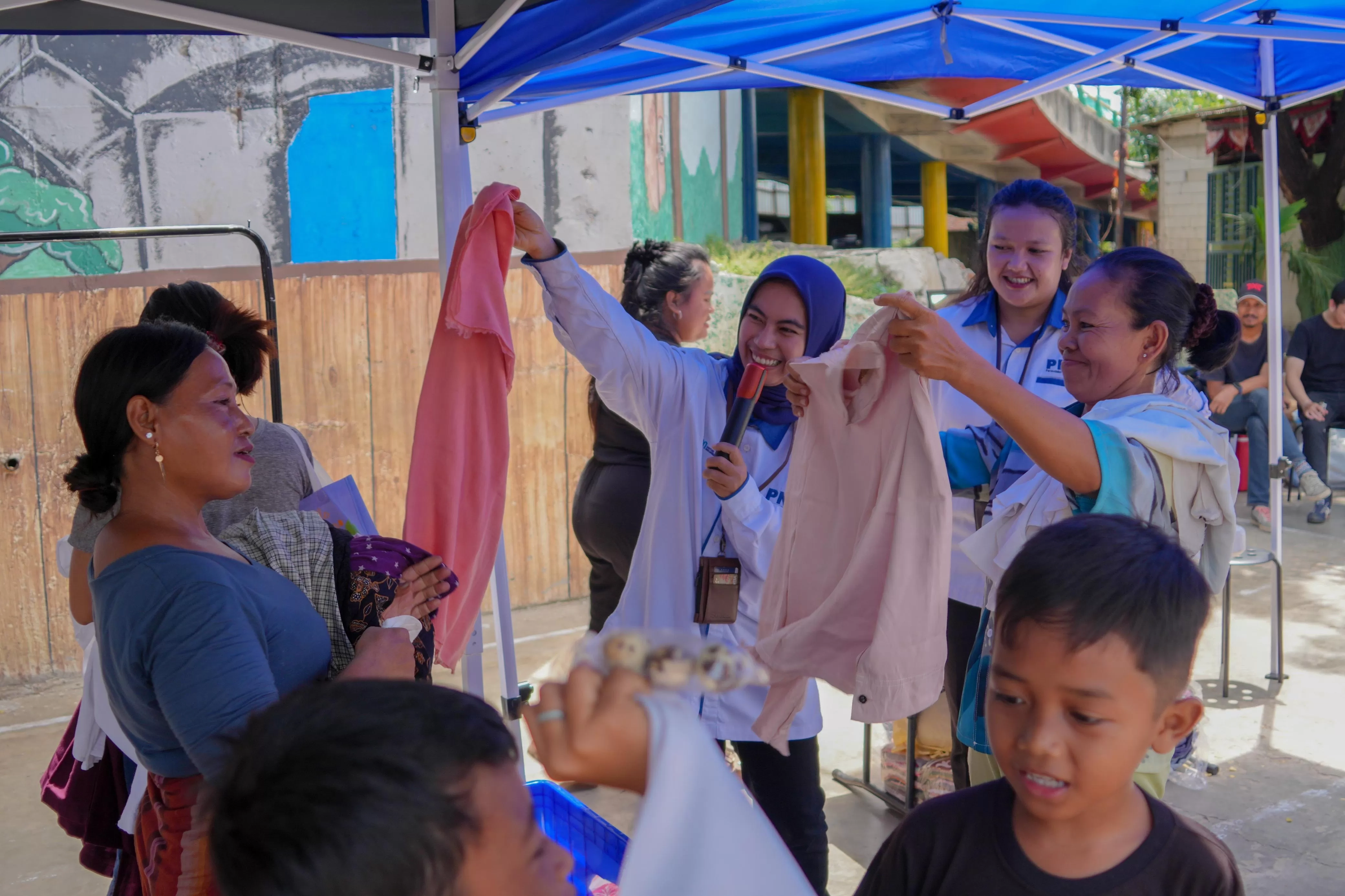 Warga Sambut Hangat Program RE3 PNM (Reduce, Re-love, Restyle)