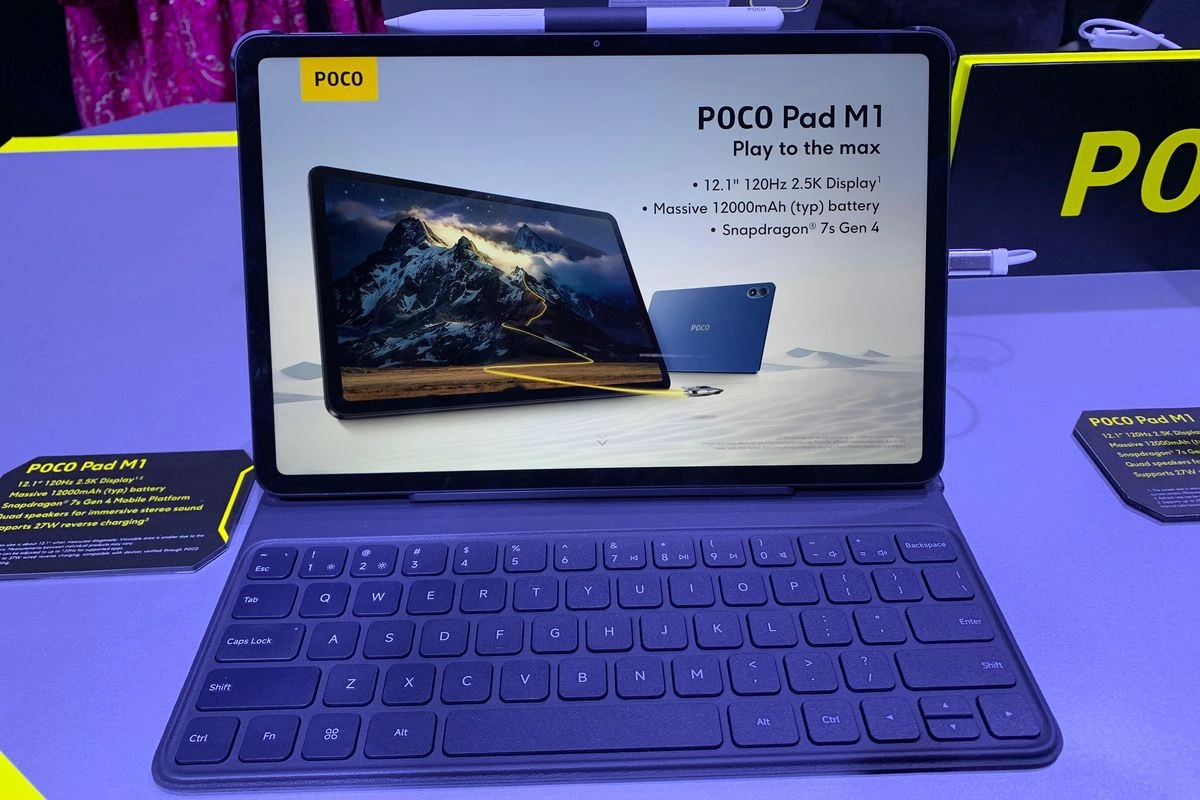 Melihat Isi Kotak Kemasan Poco Pad M1, Dapat Apa Saja?