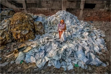 Gelombang Limbah Fast Fashion Membanjiri Dunia, Kenya Jadi Titik Akhir Krisis Busana Murah