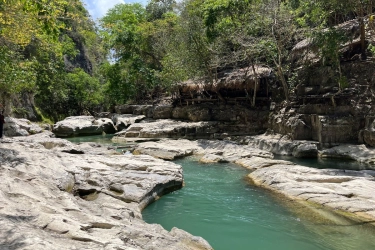Lokasi, Jam Buka, dan Harga Tiket Air Terjun Tanggedu Sumba