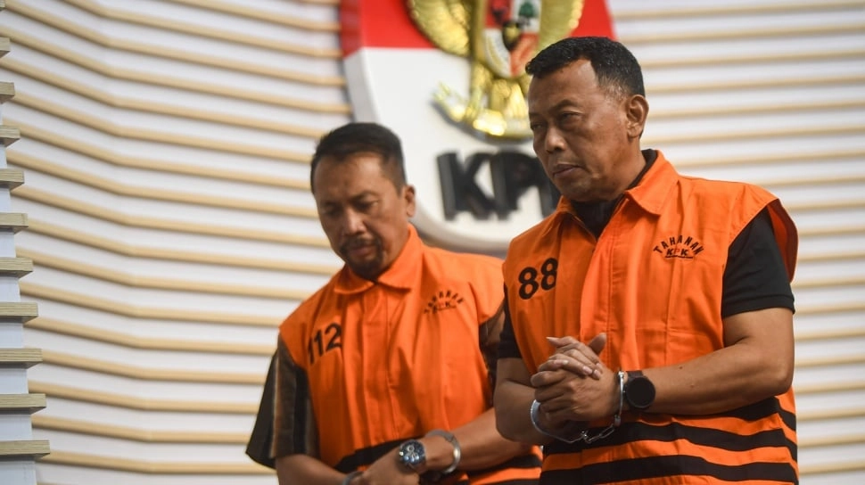 Intensif Lakukan Penggeledahan untuk Kasus Ponorogo, KPK Amankan Dokumen hingga Senjata Api