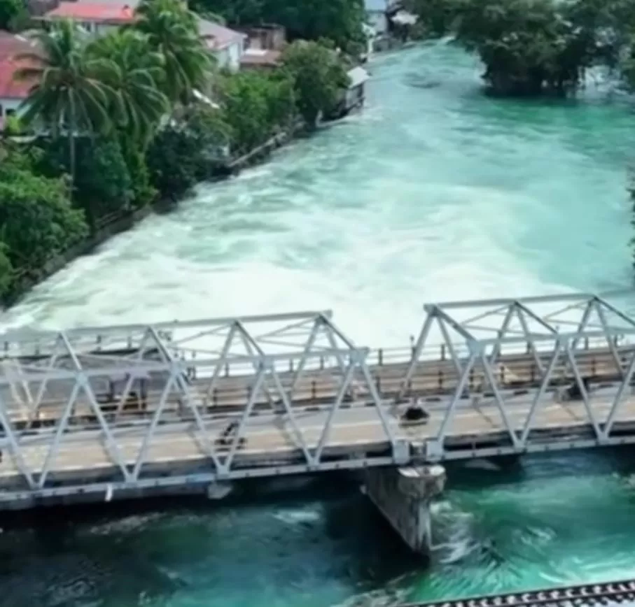 Viral Aliran Air Danau Singkarak Berwarna Biru Jernih seperti Swiss, Ini Profil Danau Terbesar Ketiga di Sumatera