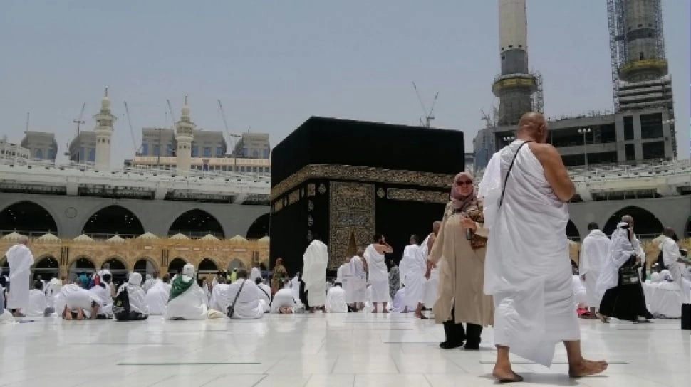 OJK Sebut Aturan Asuransi Umrah Mandiri Belum Diperlukan, Ini Alasannya