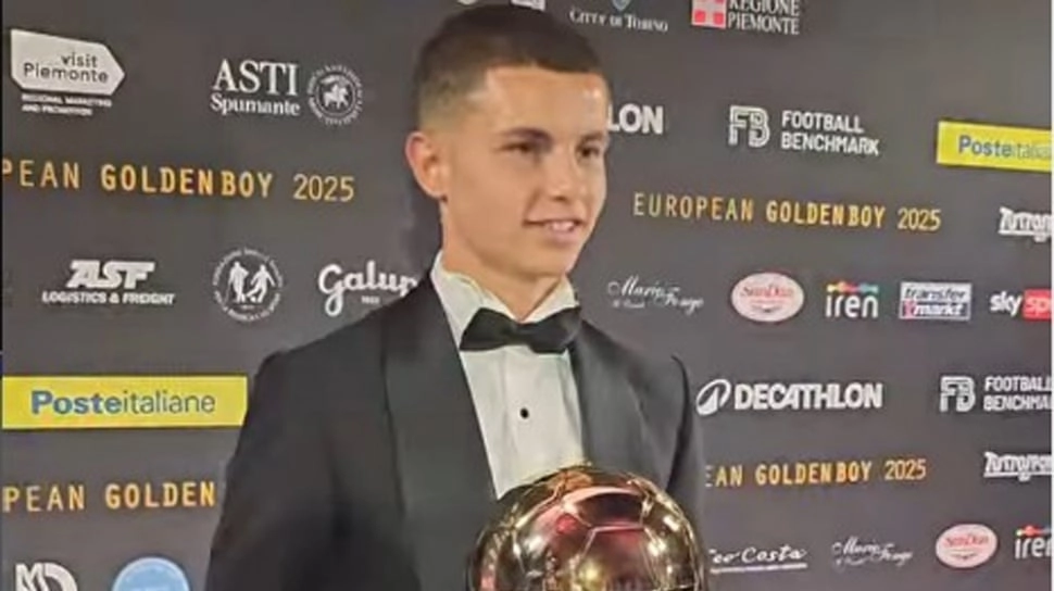 Manchester United Saling Sikut dengan Real Madrid Demi Rekrut Remaja Yunani 18 Tahun