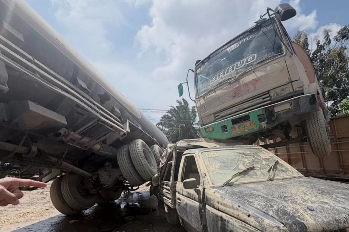 Ferry Irwandi Laporkan Kondisi Mencekam di Aceh Tamiang: Kelaparan, Kehausan, Tak Ada Listrik dan Air Bersih