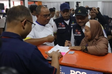 Pastikan Anda Jadi Penerima Bansos, Begini 0Cara Cek NIK DTSEN 2025 dan Desil via HP