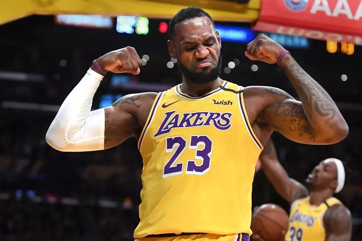 Rekor 1.297 Pertandingan Dua Digit LeBron James Berakhir, Lakers Raih Kemenangan!