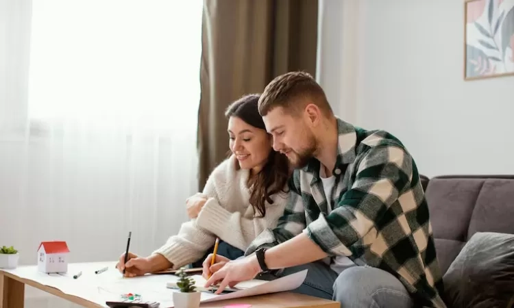 Tips Mengatur Keuangan Setelah Menikah, Kenali Kebiasaan Penggunaan Uang Pasangan untuk Membangun Finansial Keluarga yang Stabil