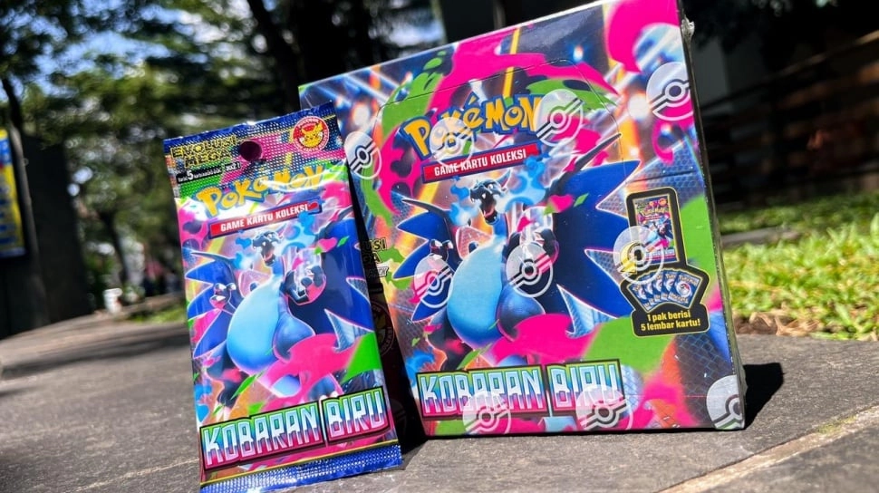 Mega Charizard X ex Hadir Melalui Seri Terbaru Pokemon Game Kartu Koleksi ''Kobaran Biru''