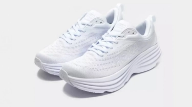 Rekomendasi 5 Sepatu Lari Hoka untuk Kaki Lebar, Lebih Nyaman dan Stabil
