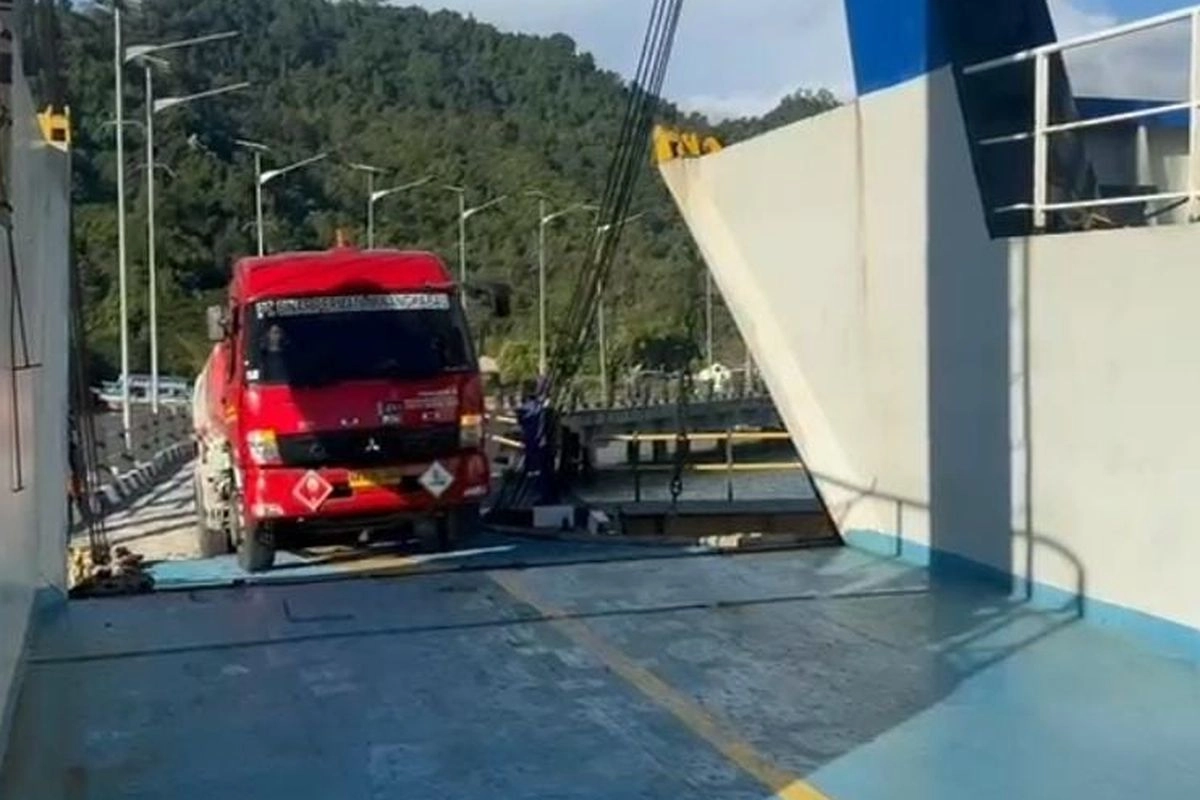 48 Jam Menembus Longsor: Kisah AMT Pertamina Jaga Suplai BBM di Sumatera