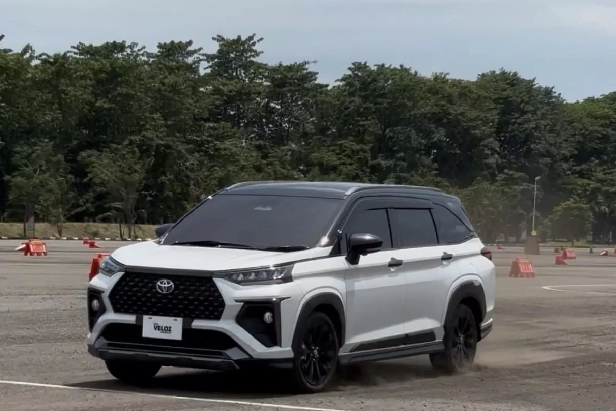 10 Merek Mobil Terlaris November 2025: Nomor 1-3 Masih Dikuasai Toyota, Daihatsu, dan BYD
