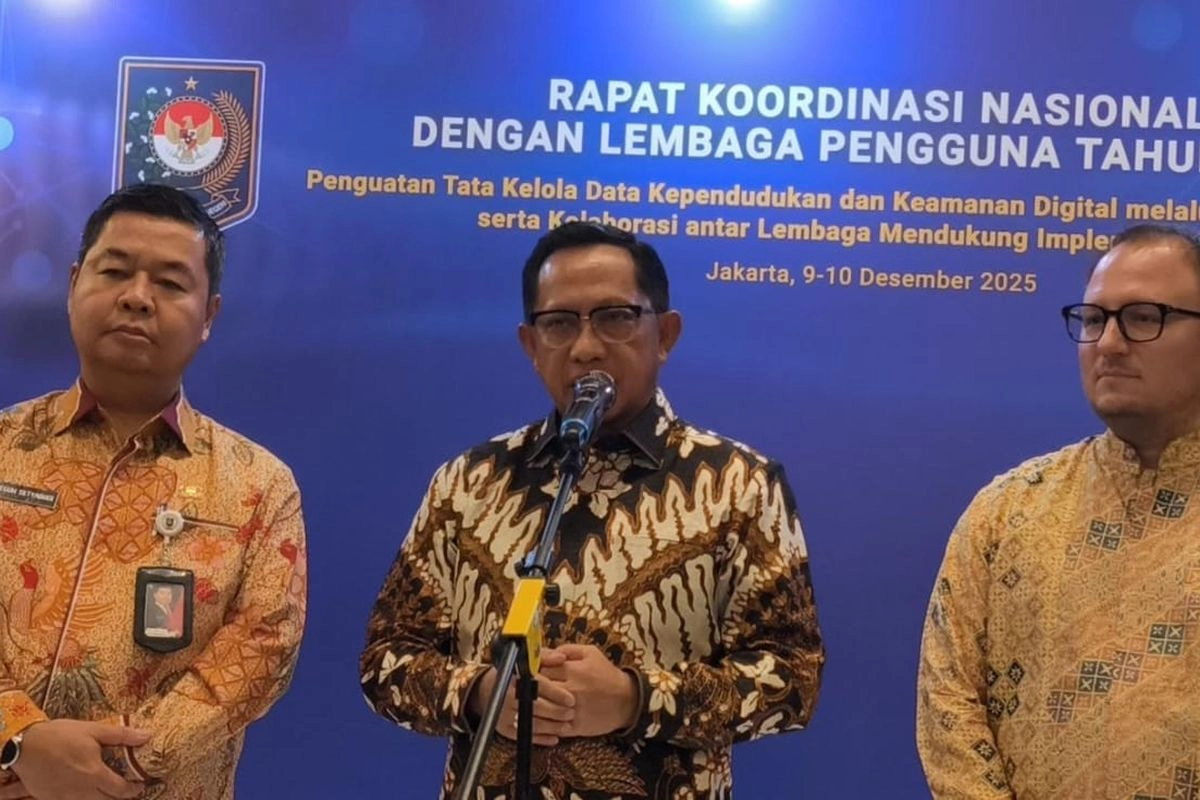 Mendagri: Dukcapil Daerah Masih Pasif, 5 Juta Warga Belum Punya KTP