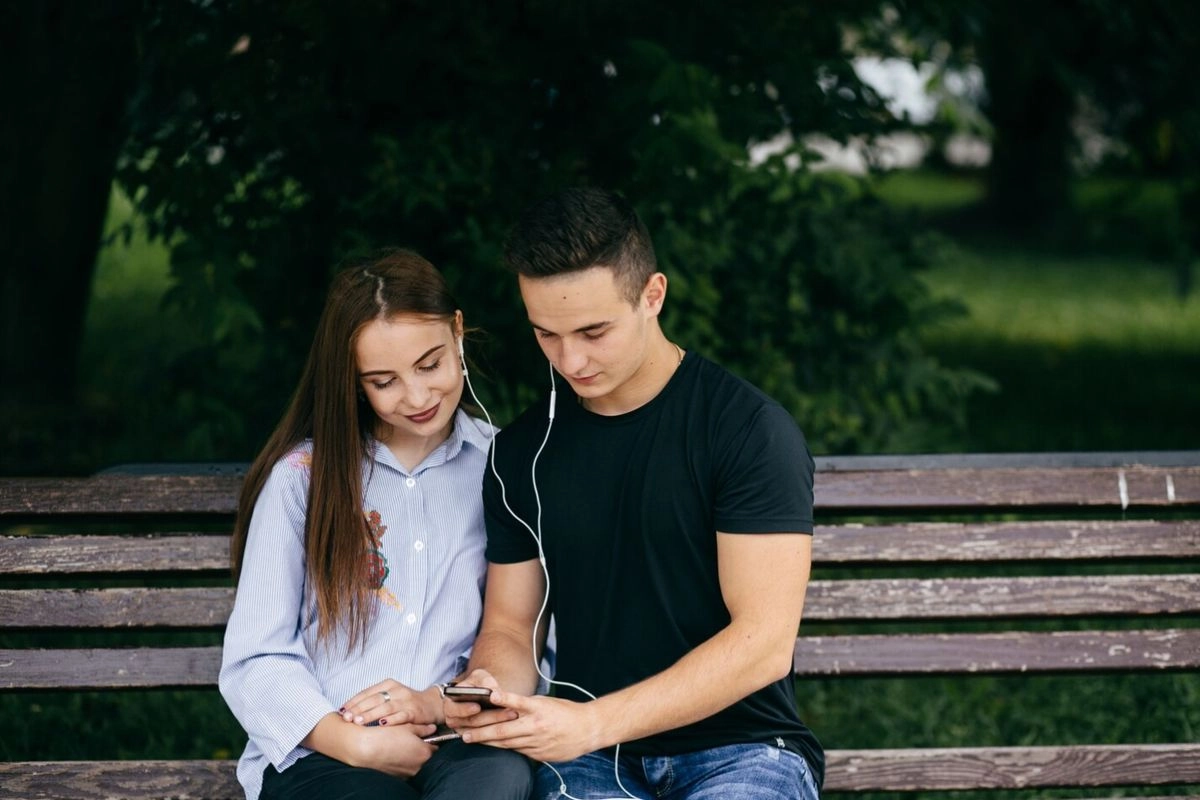 Mengenal Quiet Dating, Kencan Lebih Tenang di Tengah Tekanan Media Sosial