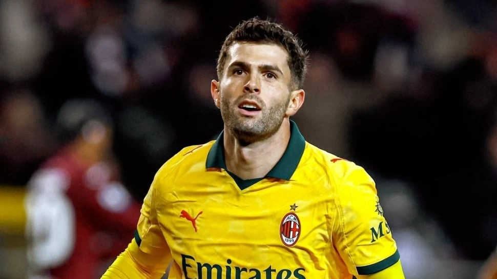 Dua Gol dalam 10 Menit! Christian Pulisic Bangkit dari Sakit, Bawa AC Milan ke Puncak
