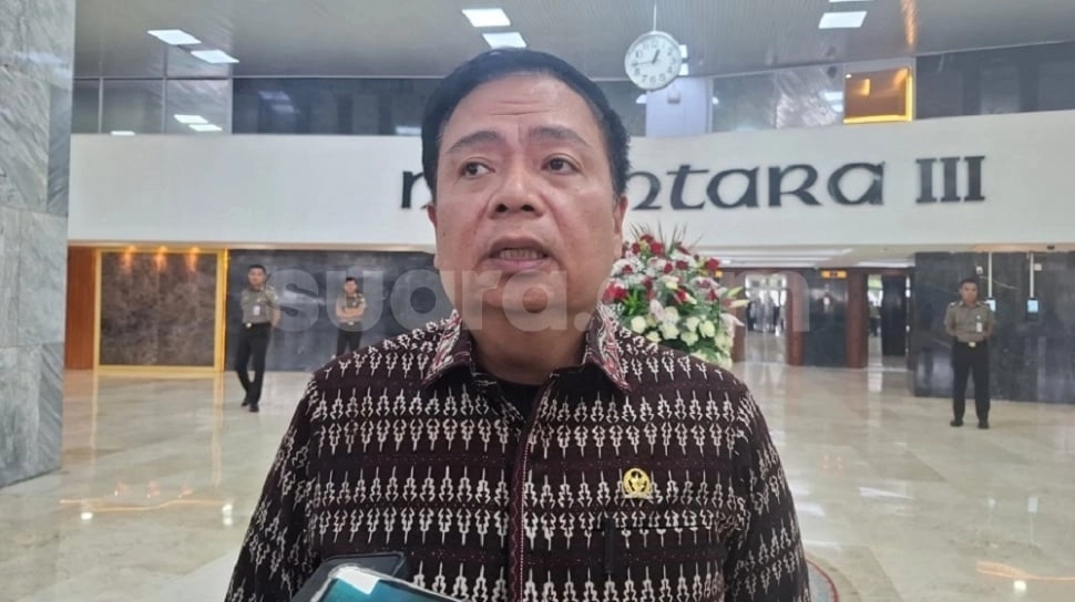 Ketua Komisi V DPR Usul Dana MBG yang Tak Terserap Dialihkan Untuk Bencana Sumatra