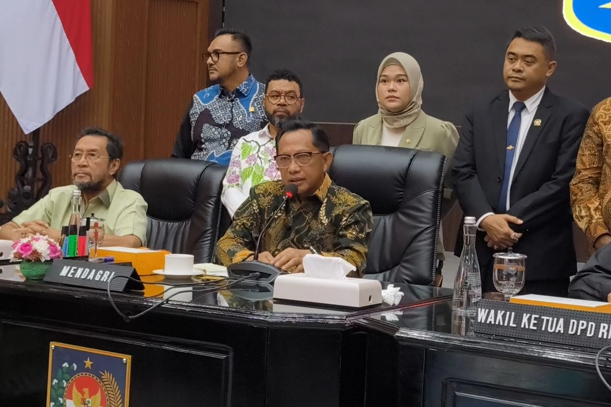 Wakil Walkot Bandung Tersangka Korupsi, Mendagri: Tanggung Jawab!