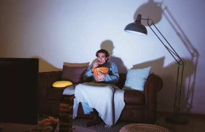 Tetap Tajam di Usia 75 Tahun Lebih: 6 Hiburan yang Harus Dihindari agar Fungsi Otak Tetap Prima dan Terhindar dari Penurunan