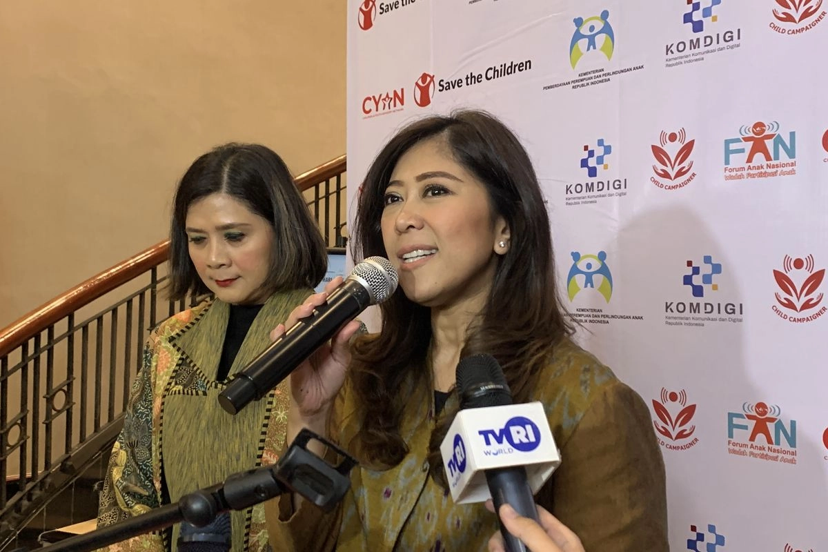 Menkomdigi Prioritaskan Pemulihan Jaringan Usai Banjir di Sumatera