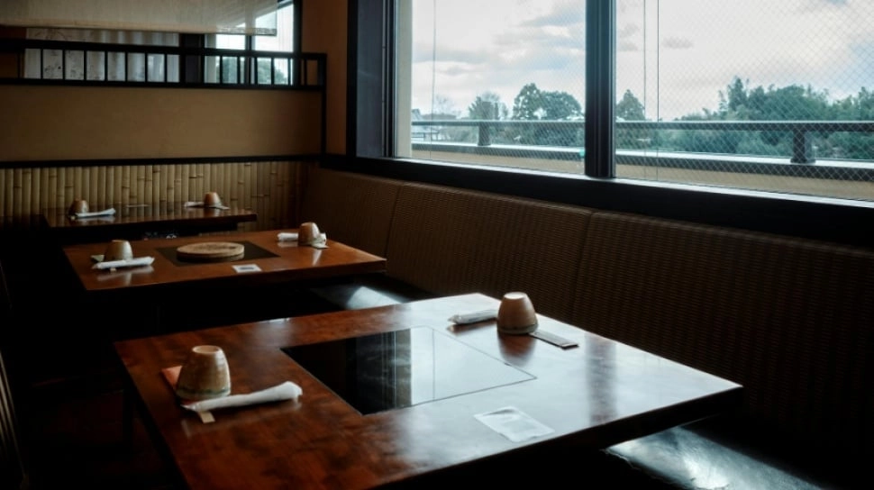 Promo Spesial Natal 2025: AYCE Gratis, Diskon Hampers Mewah Mulai Rp150 Ribuan!