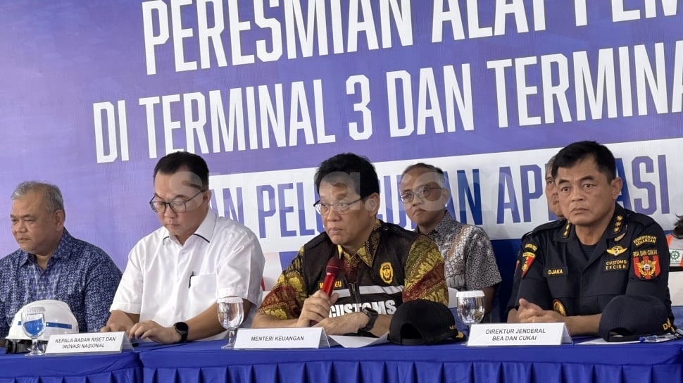 Purbaya Larang Bea Cukai Sumbangkan Pakaian Bekas Hasil Sitaan ke Korban Banjir Sumatra