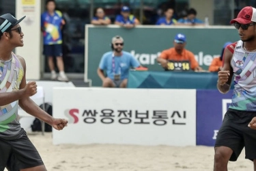 Kalahkan Vietnam, Tim Voli Pantai Putra Indonesia Dominasi SEA Games 2025