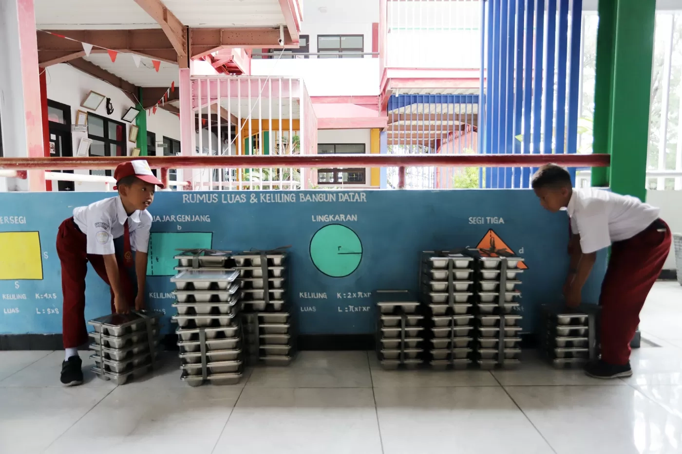 Bupati Adalah Conductor dan Arranger Program MBG di Daerah