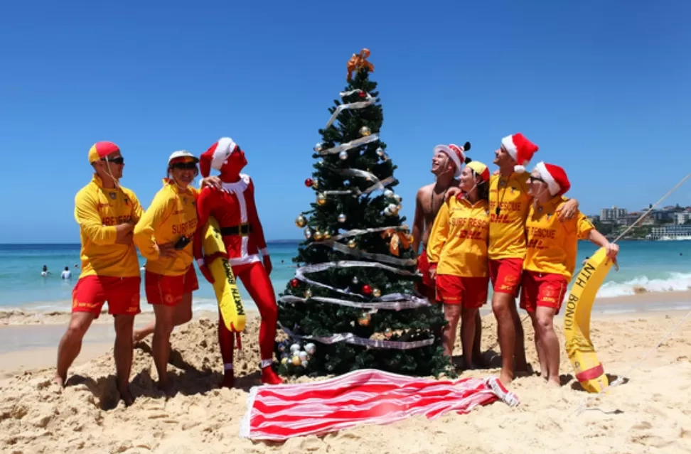 Natal di Australia Dirayakan dengan Nuansa Musim Panas, Barbeque Pantai dan Carols by Candlelight