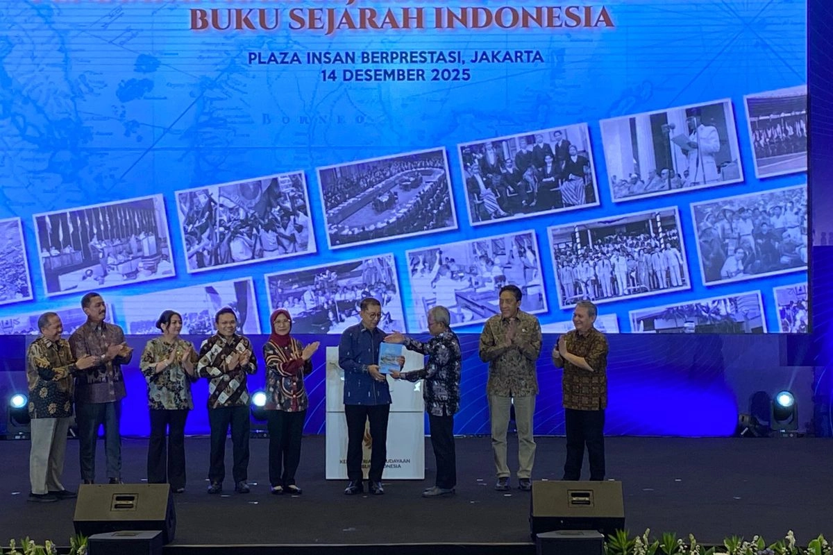 123 Sejarawan dari 34 Kampus Tulis Buku Sejarah Indonesia 10 Jilid