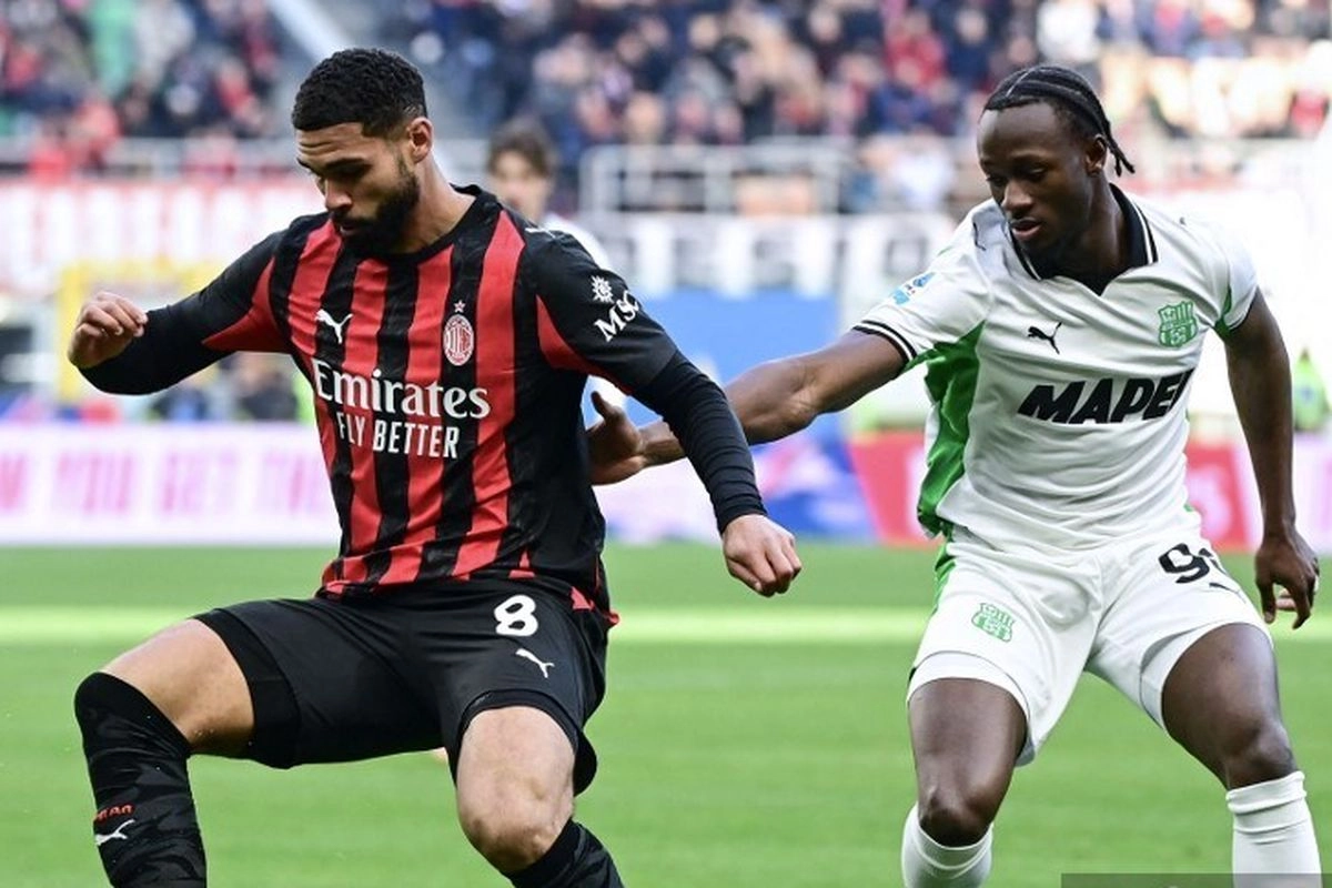 HT Skor AC Milan Vs Sassuolo 1-1, Jay Idzes Kerja Keras Redam Rossoneri