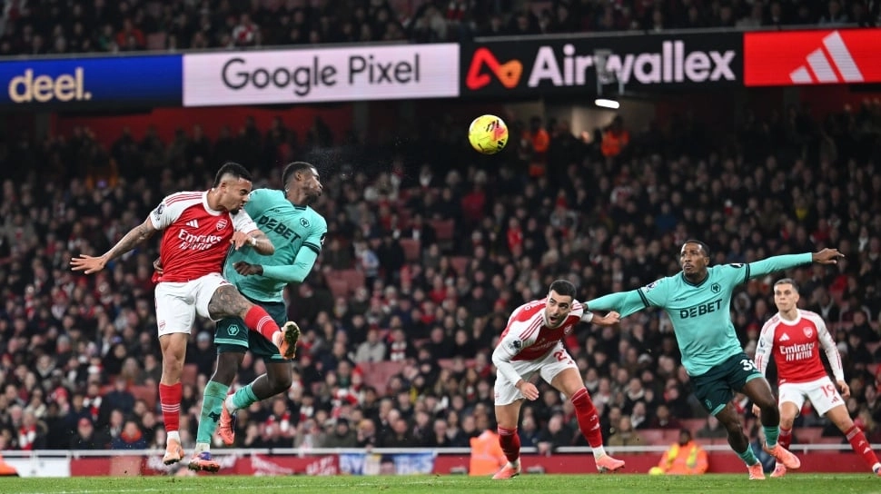 Hasil Lengkap dan Klasemen Liga Inggris: Arsenal Raih Tiga Poin Dramatis