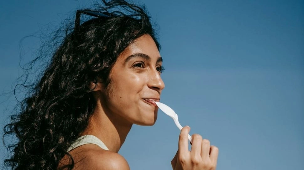 Selain Cokelat, Ini 3 Makanan Sehari-hari yang Bisa Bikin Kita Bahagia