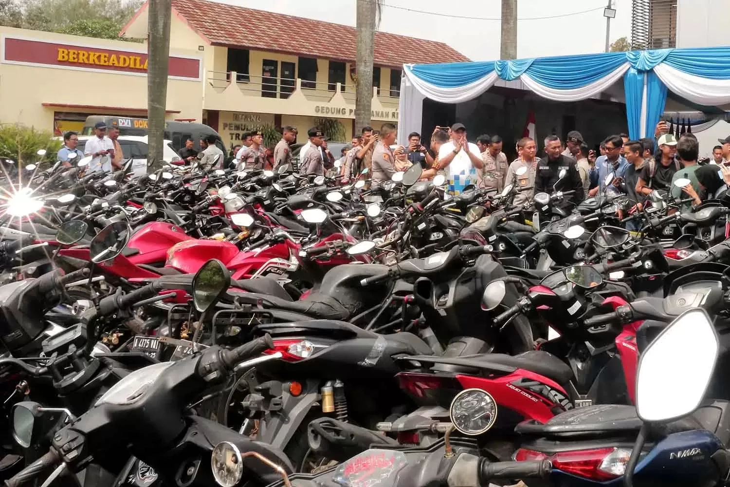 Marak Kasus Mata Elang, OJK Akan Atur Kembali Mekanisme Penagihan Utang