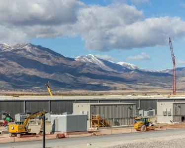 Perusahaan Raksasa Teknologi Dunia Alihkan Risiko Boom AI Global ke Investor dan Penyedia Infrastruktur