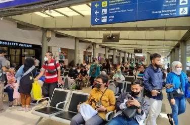 Ratusan Juta Orang Bakal Melakukan Perjalanan Akhir Tahun, Cek Di sini Stasiun hingga Pelabuhan Terpadat Saat Libur Nataru 2025/2026