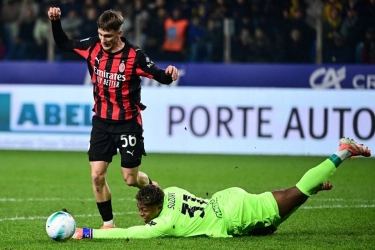 Alexis Saelemaekers Resmi Perpanjang Kontrak di AC Milan hingga 2031