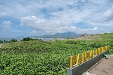 Pantai Mberenang, Spot Wisata Baru di Labuan Bajo NTT