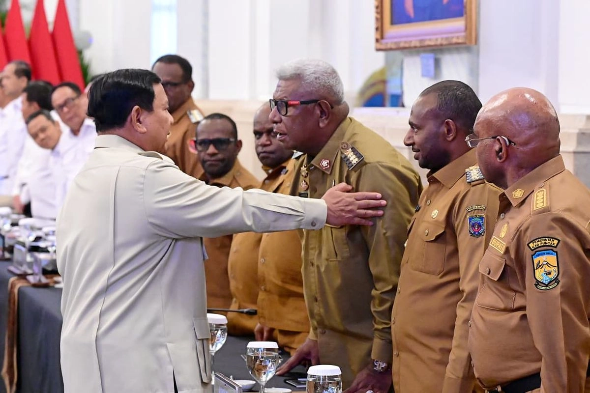 Prabowo Dialog Hampir 2 Jam Dengar Masukan Kepala Daerah Se-Papua