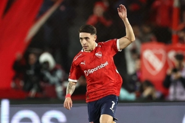 Santiago Montiel Raih Puskas Award 2025, Kalahkan Rizky Ridho