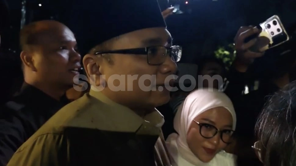 Diperiksa KPK Soal Korupsi Haji, Gus Yaqut Pilih Irit Bicara: Tanya Penyidik