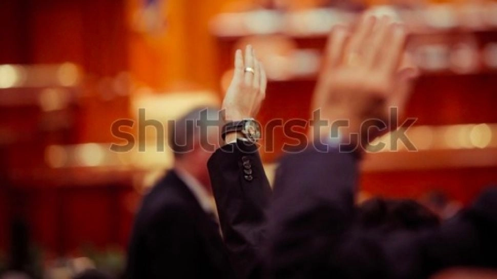 Kencang Penolakan PAW Anggota DPRD Waropen, Politisi Muda Papua: Ini Cederai Demokrasi